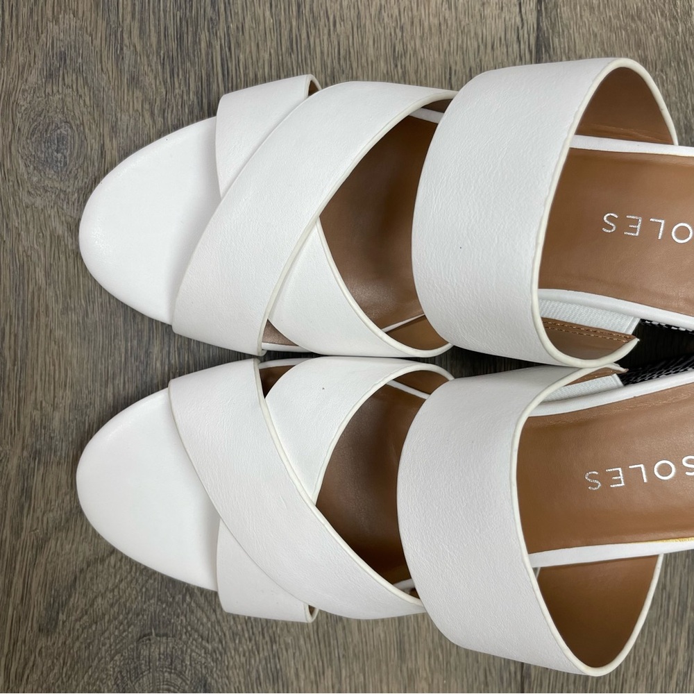 AEROSOLES women’s leather sandals, white wedge sandals NIB - Picture 13 of 13